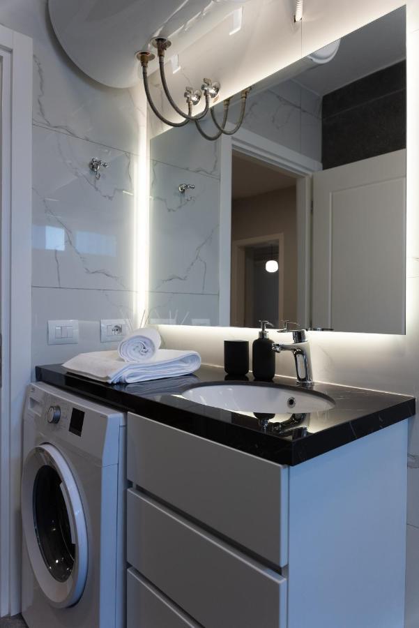 City Center Apartment Tirana Bagian luar foto